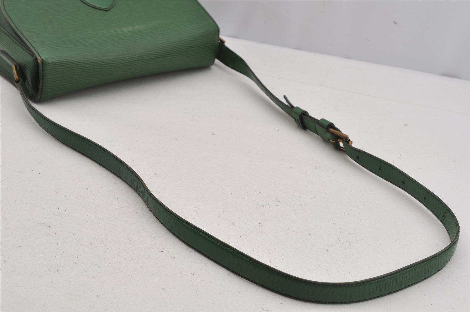 Auth Louis Vuitton Epi Saint Cloud GM Shoulder Cross Bag Green M52194 LV 5343J