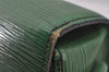 Auth Louis Vuitton Epi Saint Cloud GM Shoulder Cross Bag Green M52194 LV 5343J