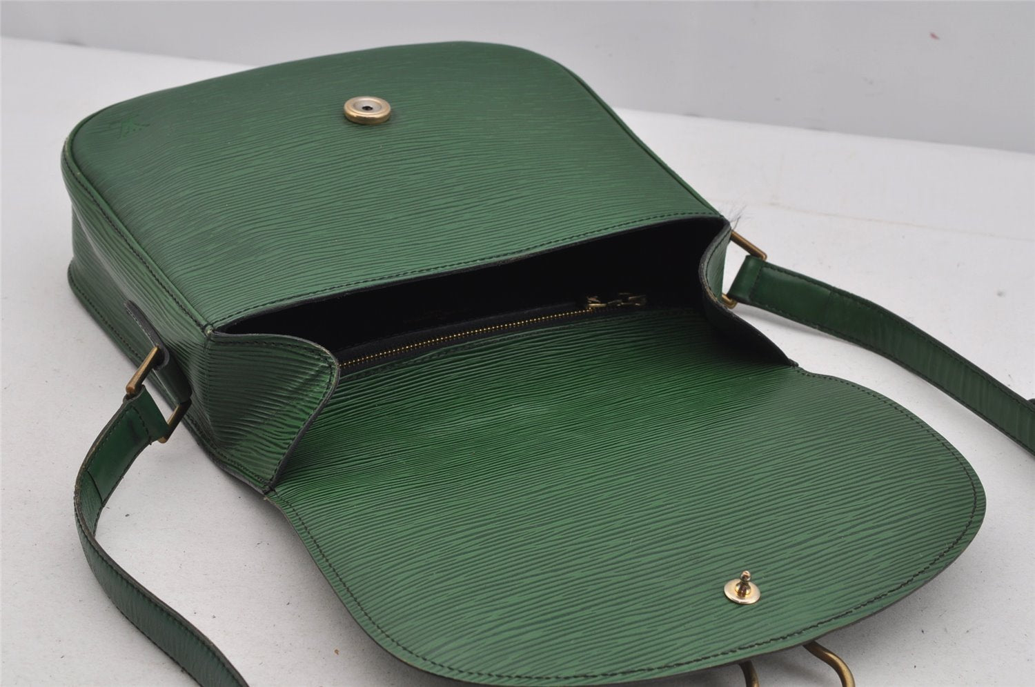 Auth Louis Vuitton Epi Saint Cloud GM Shoulder Cross Bag Green M52194 LV 5343J