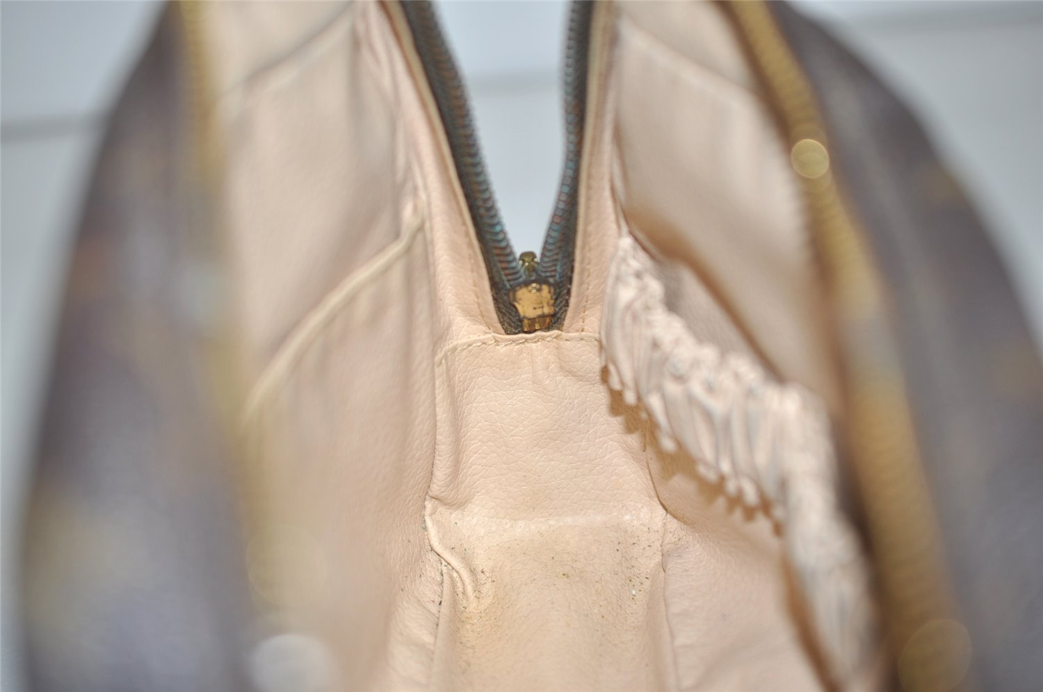 Auth Louis Vuitton Monogram Trousse Toilette 23 Clutch Bag M47524 Junk 5344I