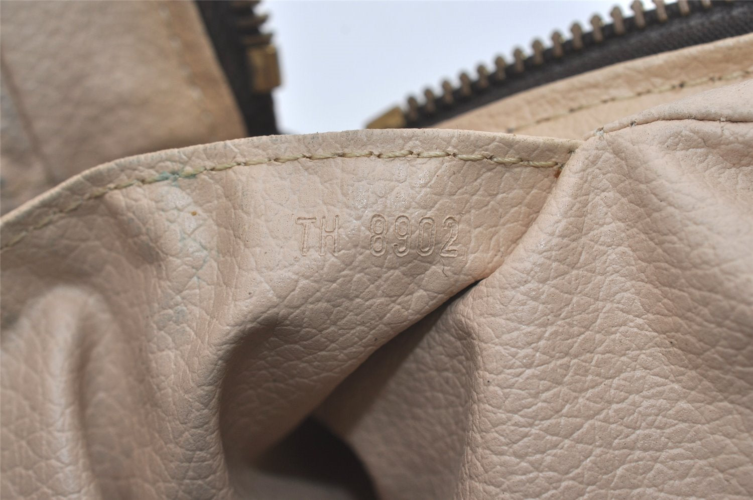 Auth Louis Vuitton Monogram Trousse Toilette 23 Clutch Bag M47524 Junk 5344I