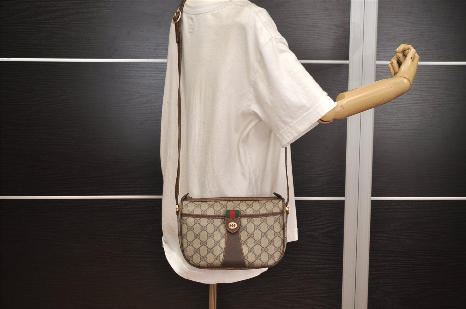 Authentic GUCCI Web Sherry Line Shoulder Bag GG PVC Leather Brown Junk 5350J