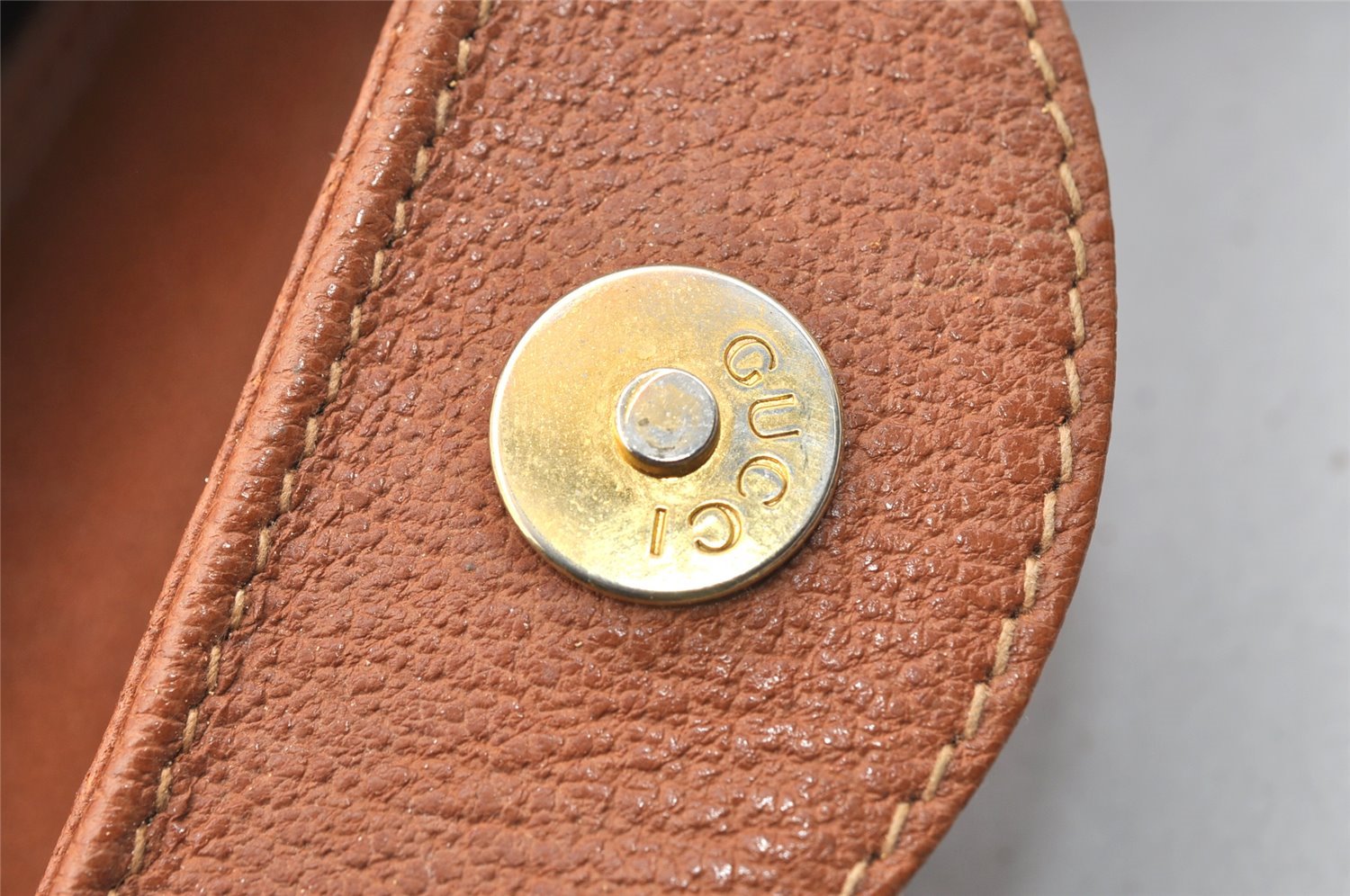 Authentic GUCCI Vintage Bamboo Shoulder Tote Bag Leather Brown Junk 5357I