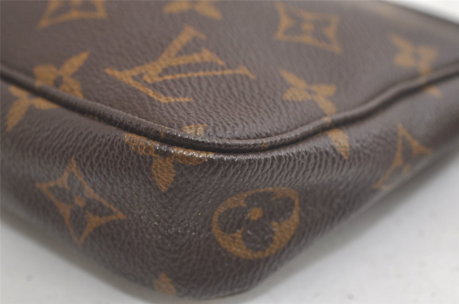 Authentic Louis Vuitton Monogram Pochette Accessoires Pouch M51980 LV 5360K