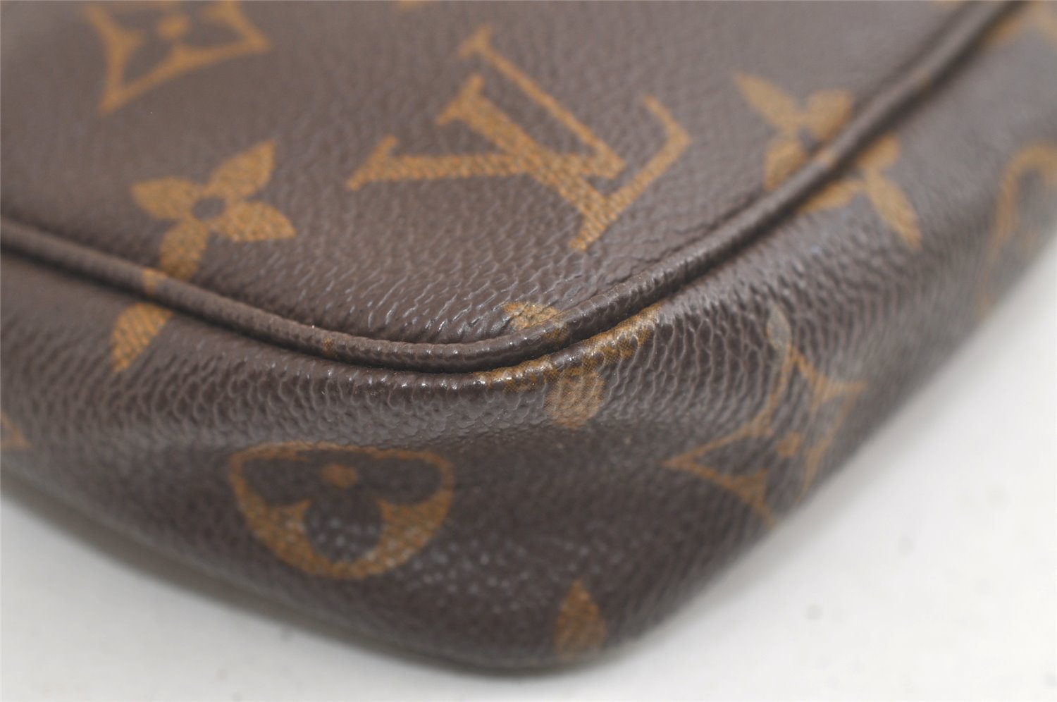 Authentic Louis Vuitton Monogram Pochette Accessoires Pouch M51980 LV 5360K