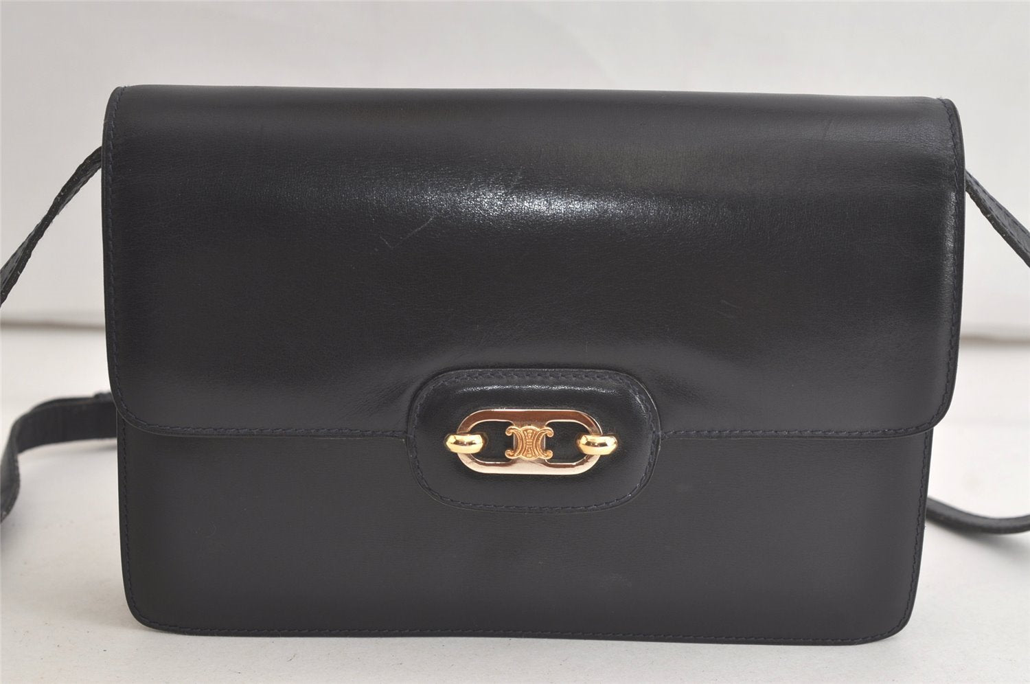 Authentic CELINE Vintage Shoulder Cross Body Bag Purse Leather Black 5363K