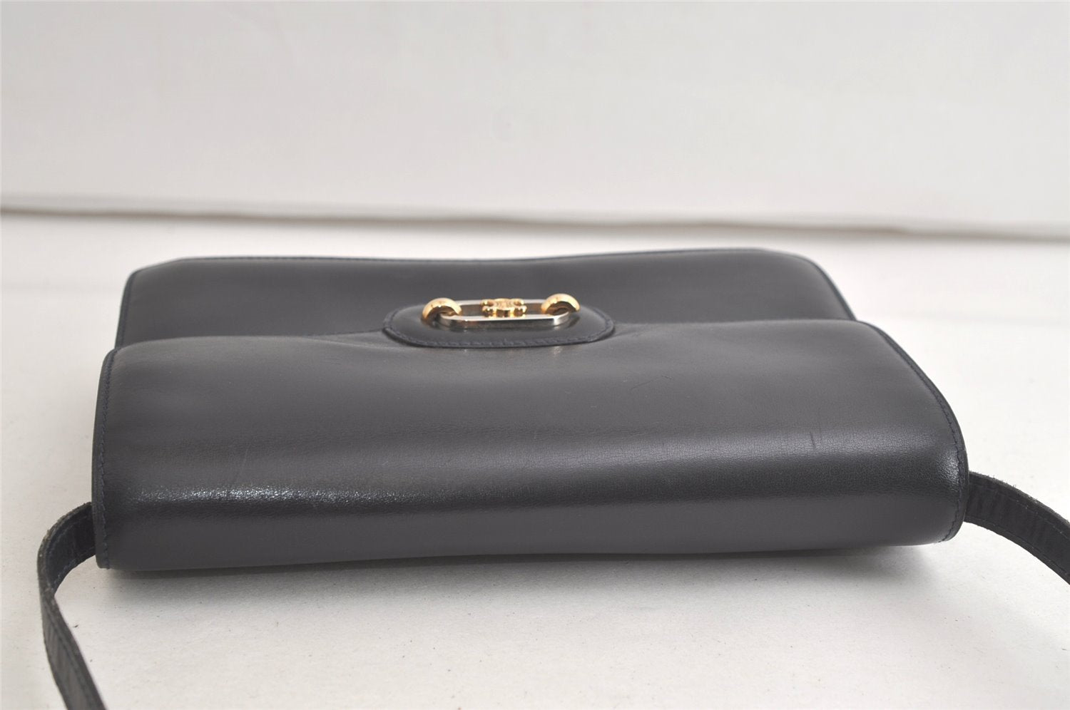 Authentic CELINE Vintage Shoulder Cross Body Bag Purse Leather Black 5363K