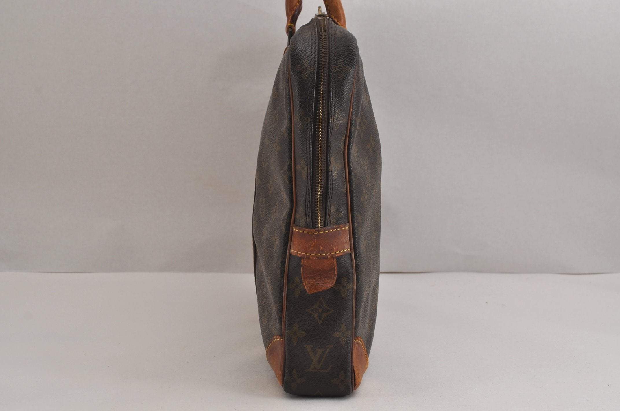 Authentic Louis Vuitton Monogram Porte Documents Voyage M53361 Briefcase 5364J