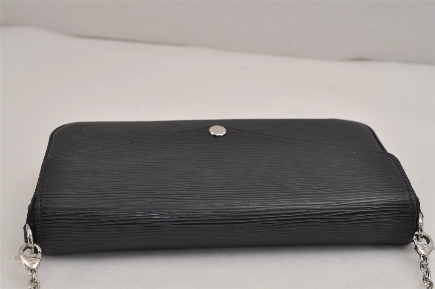 Auth Louis Vuitton Epi Pochette Felicie Chain Shoulder Bag Black M62648 LV 5371J