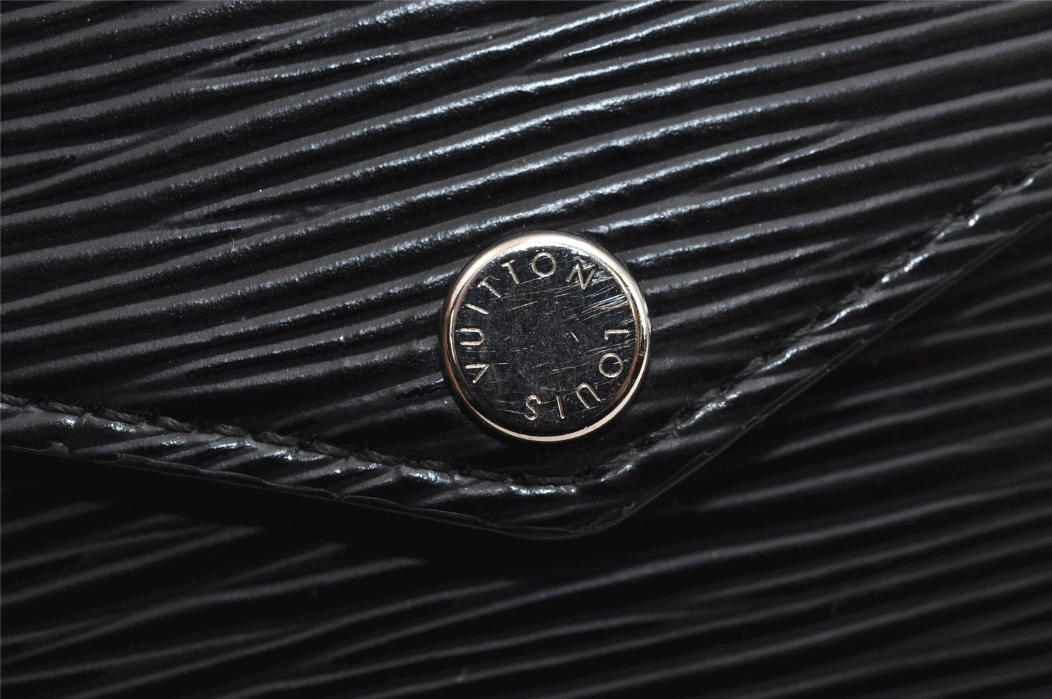 Auth Louis Vuitton Epi Pochette Felicie Chain Shoulder Bag Black M62648 LV 5371J