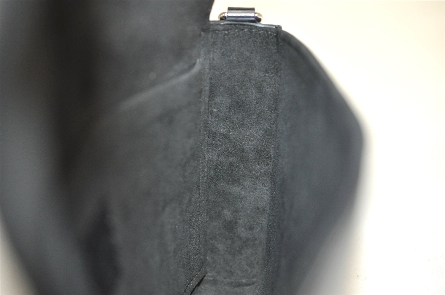 Auth Louis Vuitton Epi Pochette Felicie Chain Shoulder Bag Black M62648 LV 5371J