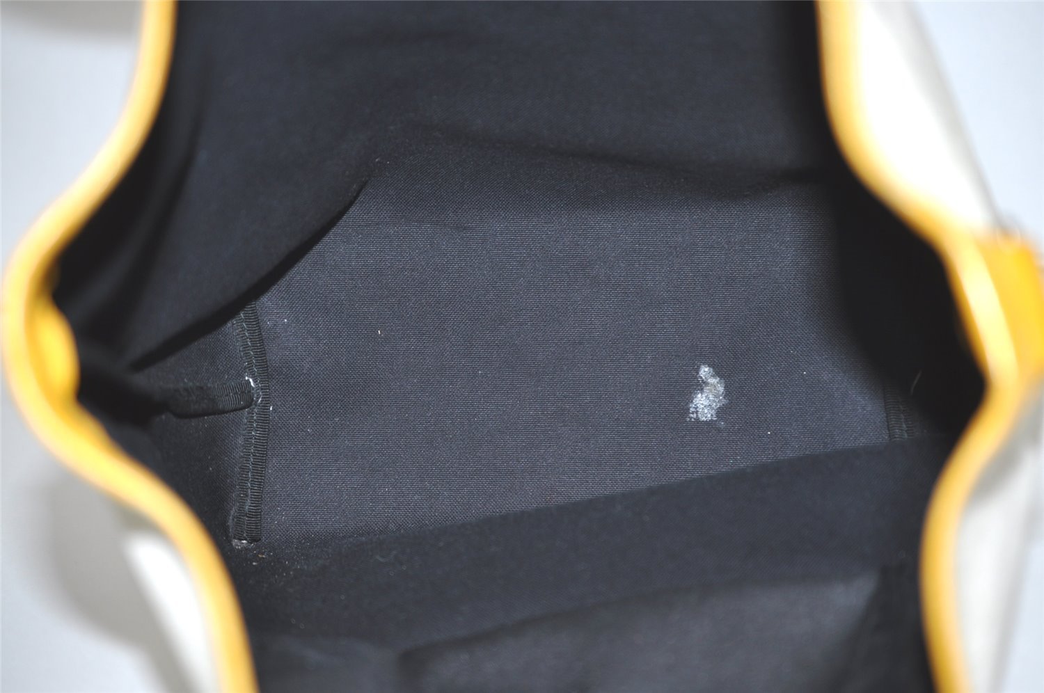 Authentic GUCCI Vintage Shoulder Tote Bag GG PVC Leather 189896 White 5372I