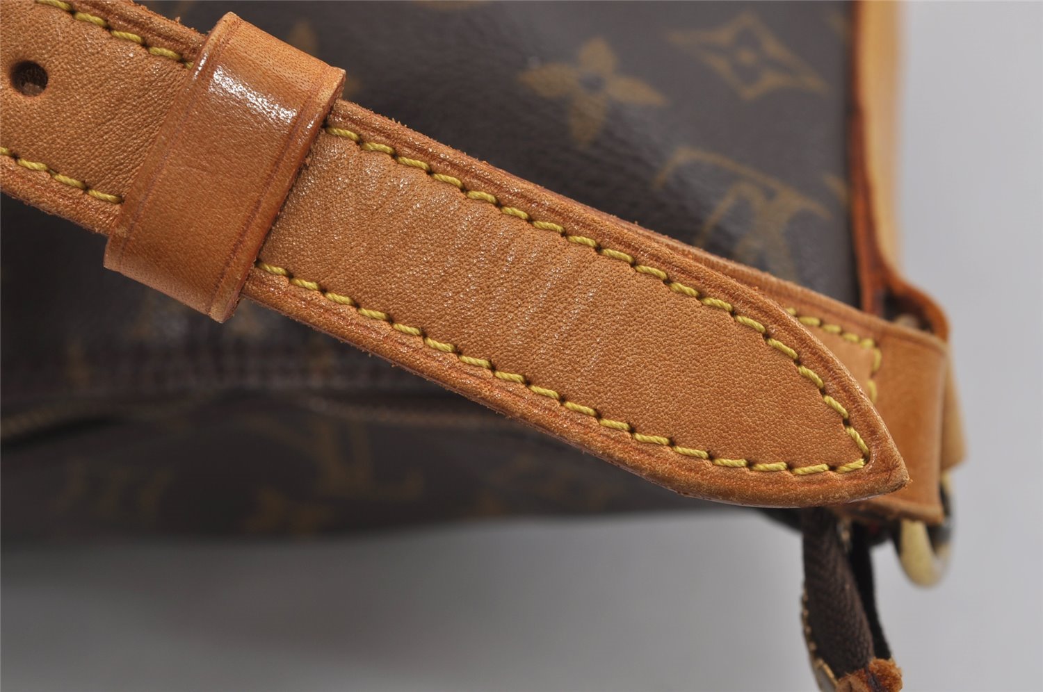 Auth Louis Vuitton Monogram Amfar Three Vanity Star Shoulder Bag M47275 LV 5375J