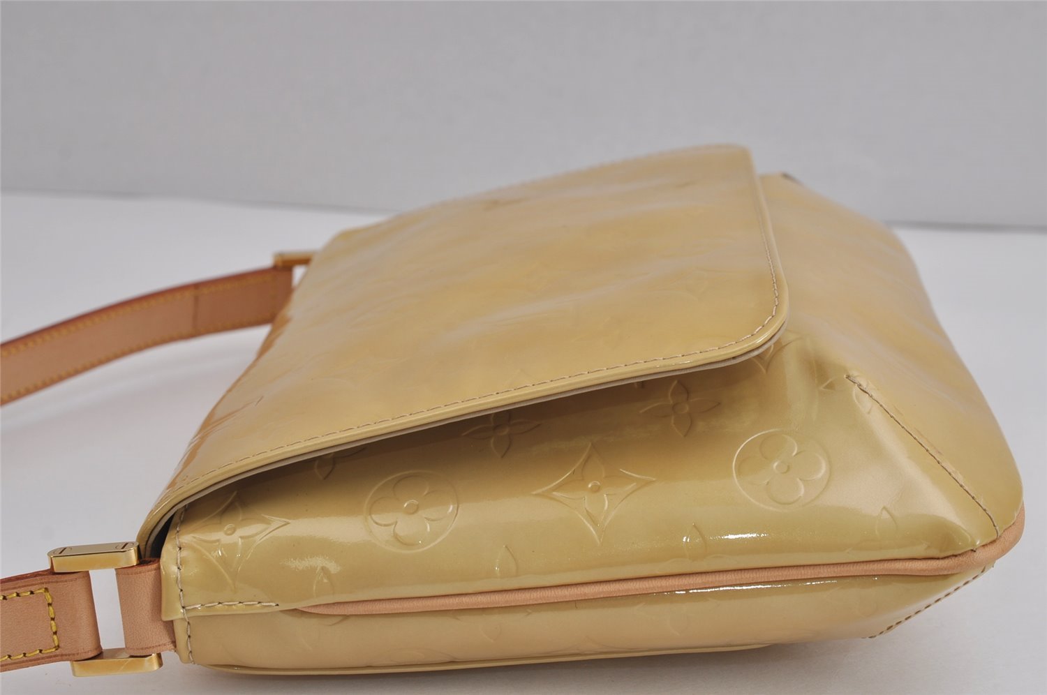 Auth Louis Vuitton Vernis Thompson Street Shoulder Bag Yellow M91008 LV 5376J