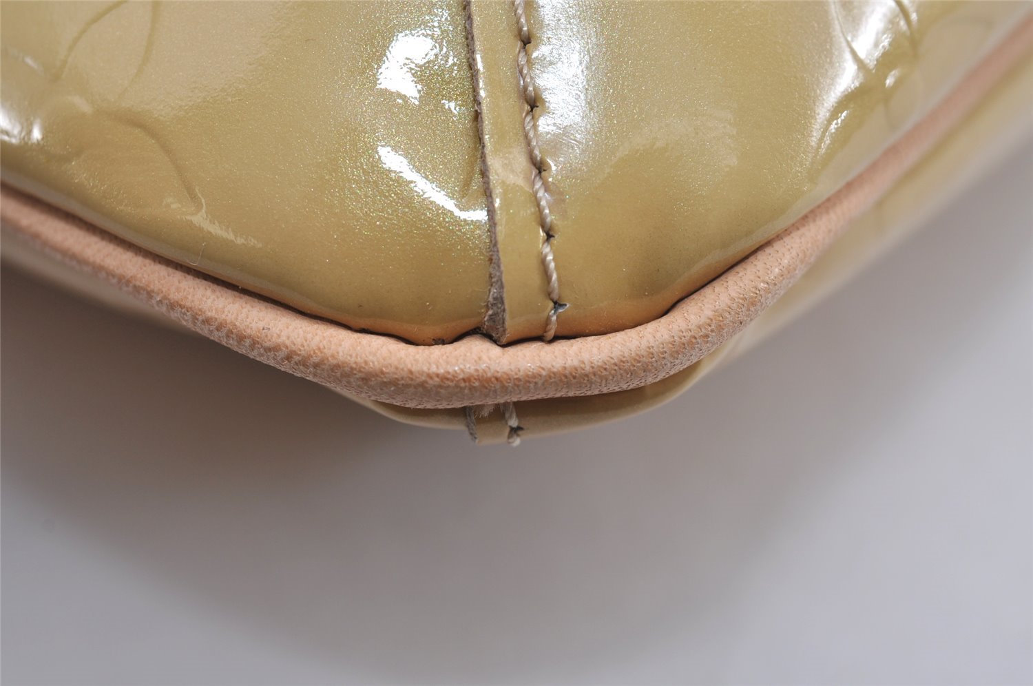 Auth Louis Vuitton Vernis Thompson Street Shoulder Bag Yellow M91008 LV 5376J