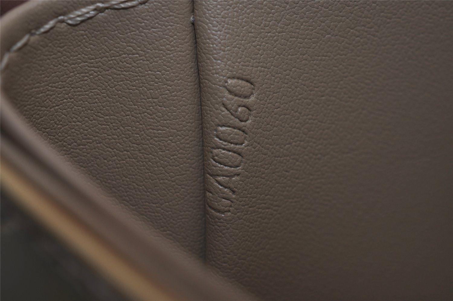 Auth Louis Vuitton Vernis Thompson Street Shoulder Bag Yellow M91008 LV 5376J