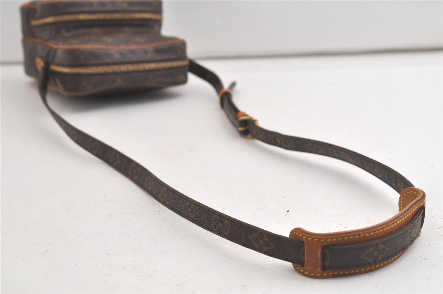 Authentic Louis Vuitton Monogram Amazone Shoulder Cross Body Bag M45236 LV 5379K