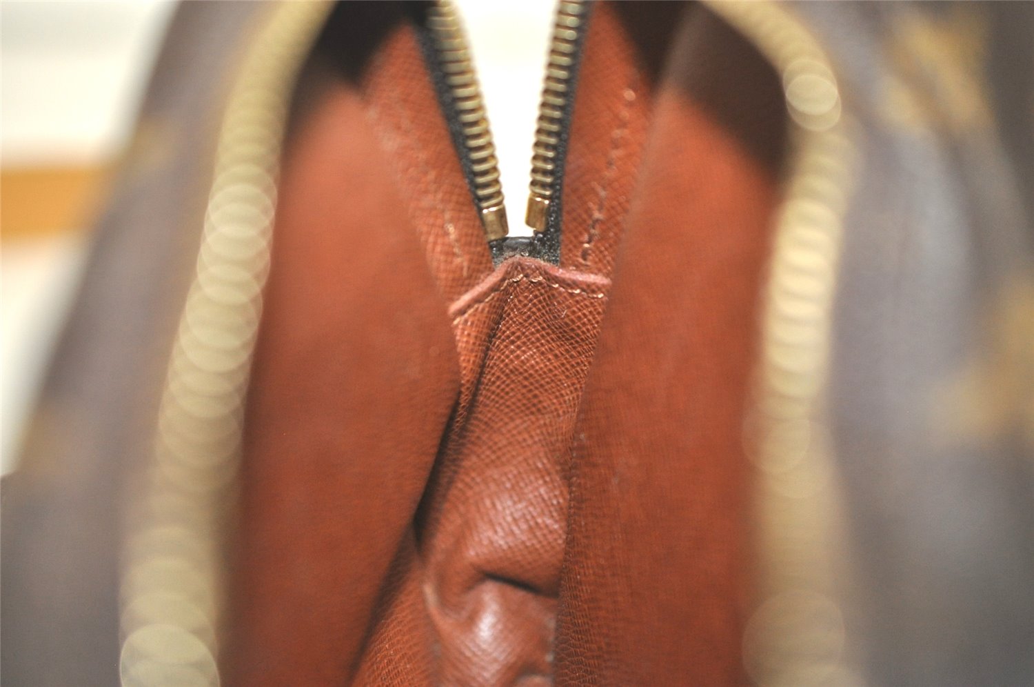 Authentic Louis Vuitton Monogram Amazone Shoulder Cross Body Bag M45236 LV 5379K