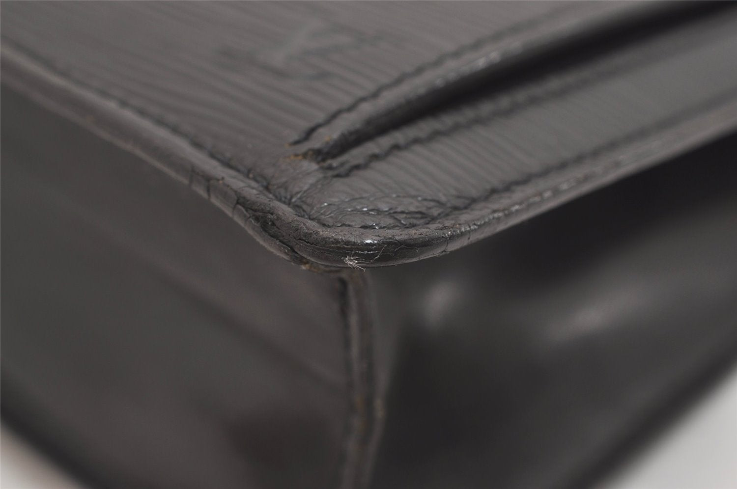 Authentic Louis Vuitton Epi Sellier Dragonne Clutch Bag Black M52612 LV 5380J