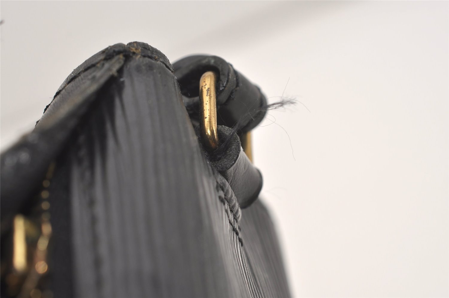 Authentic Louis Vuitton Epi Sellier Dragonne Clutch Bag Black M52612 LV 5380J