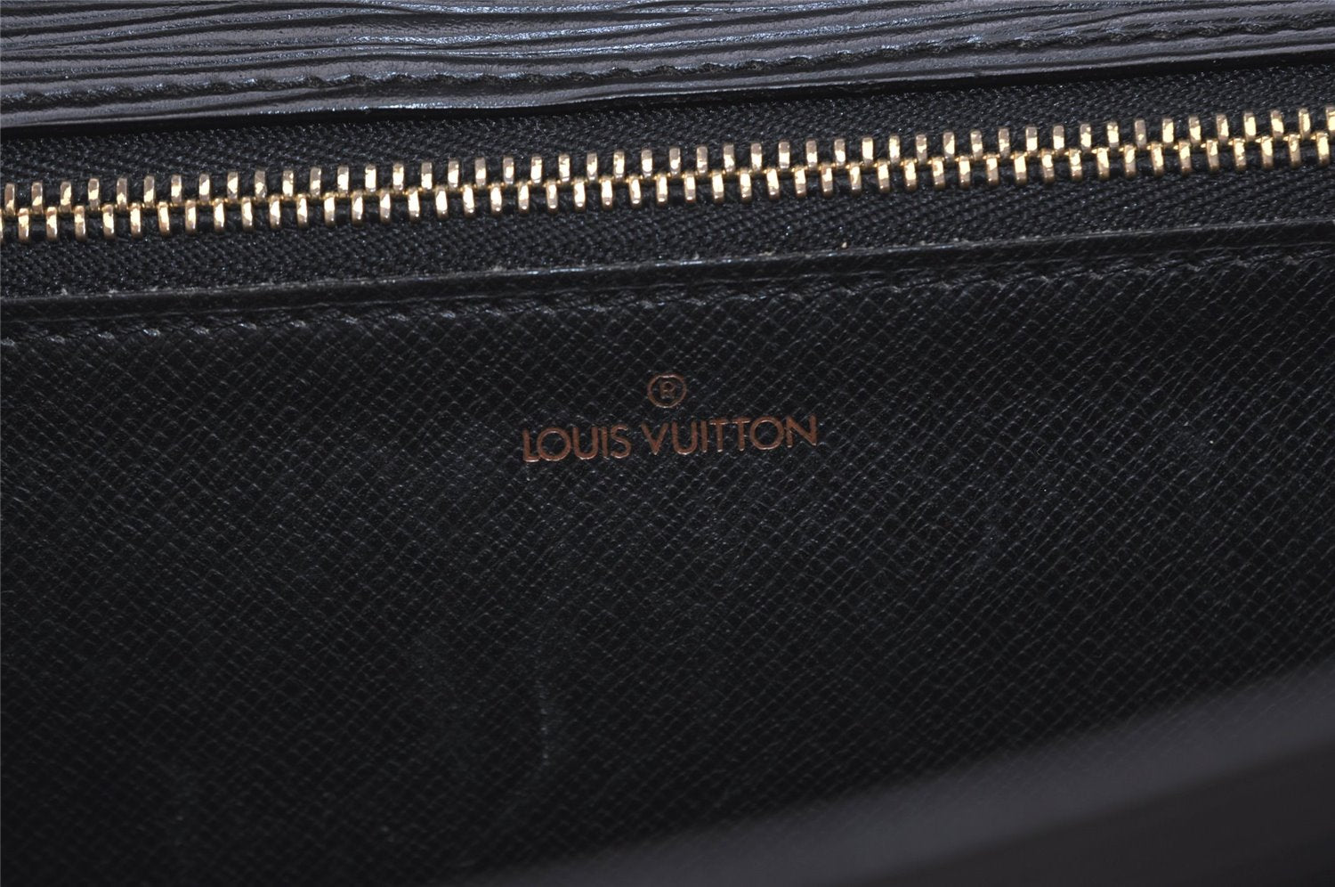 Authentic Louis Vuitton Epi Sellier Dragonne Clutch Bag Black M52612 LV 5380J