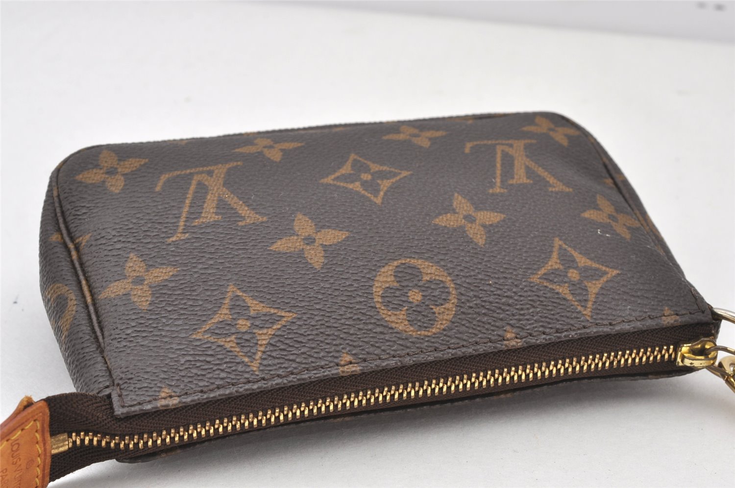 Authentic Louis Vuitton Monogram Mini Pochette Accessoires Pouch M58009 LV 5382K