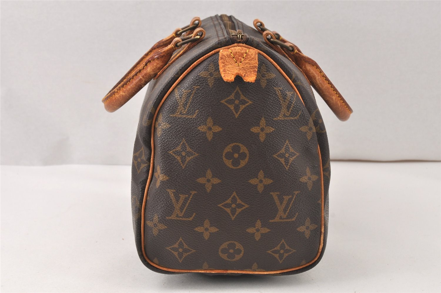 Authentic Louis Vuitton Monogram Speedy 25 Boston Hand Bag M41528 LV 5383K