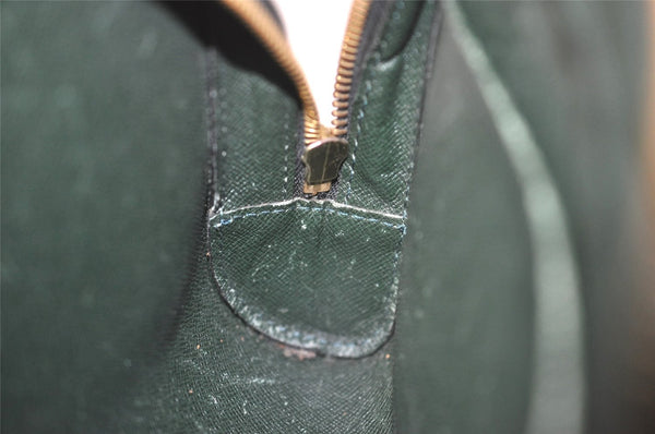 Authentic Louis Vuitton Taiga Baikal Clutch Bag Green M30184 LV 5396I