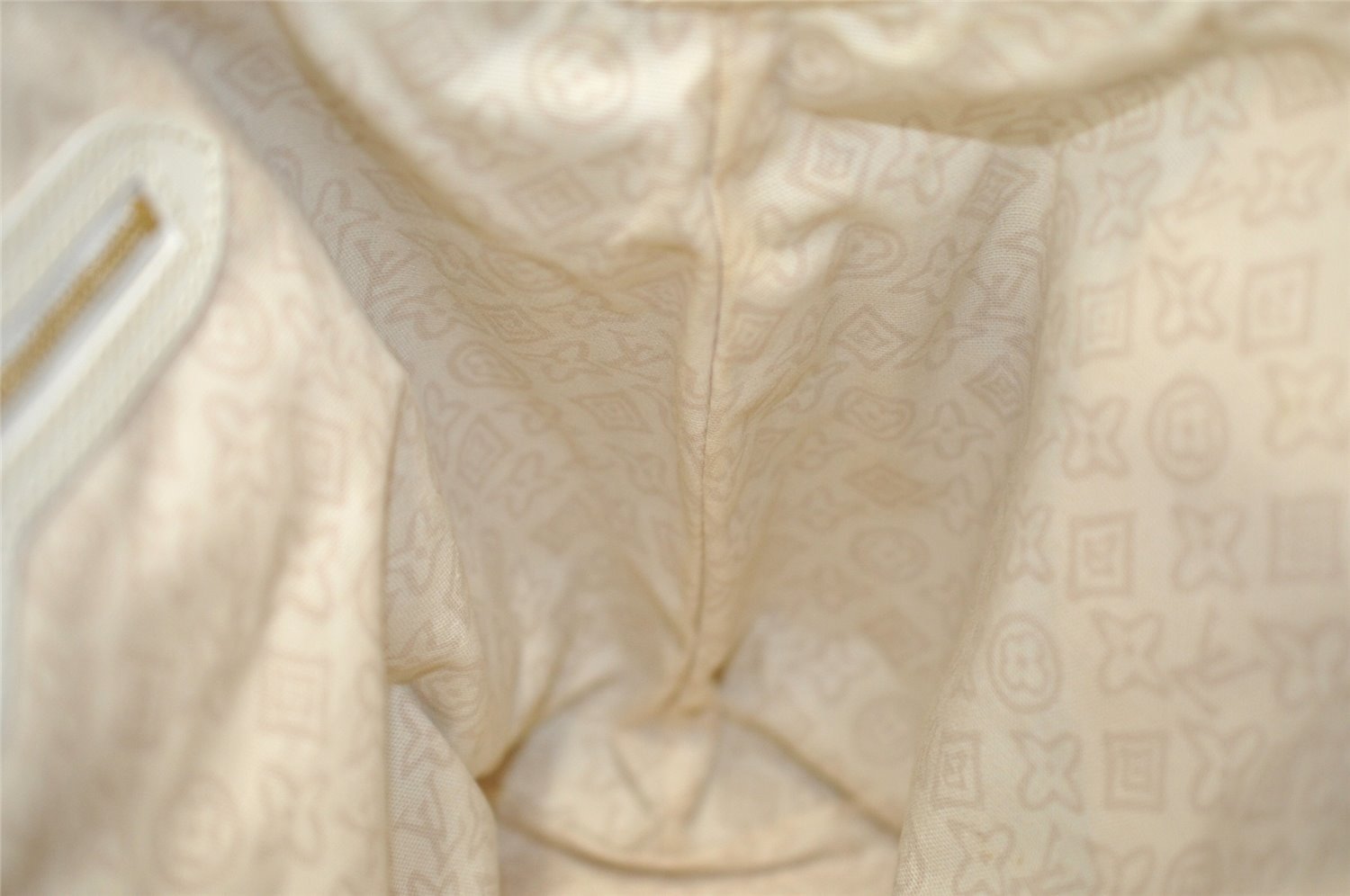 Authentic Louis Vuitton Cruise Line Tahitienne PM Tote Bag Beige M95674 LV 5397I