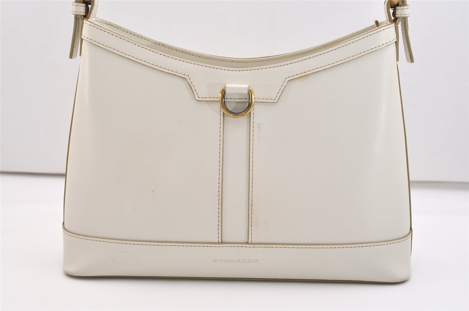 Authentic BURBERRY Vintage Leather Shoulder Hand Bag White 5397J