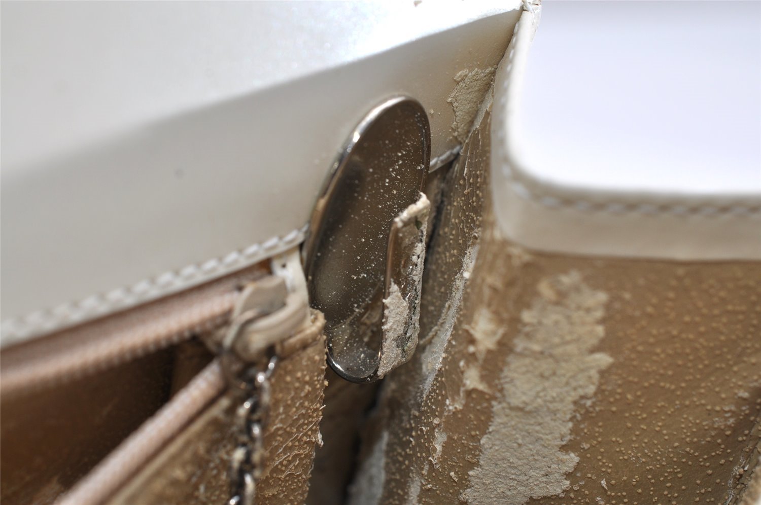 Authentic GUCCI Vintage 2Way Shoulder Hand Bag Purse Enamel White Junk 5398K