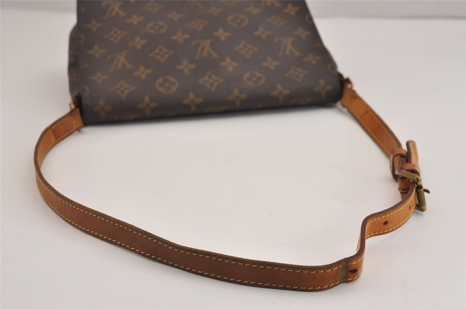 Authentic Louis Vuitton Monogram Musette Tango Shoulder Bag M51257 LV 5400J