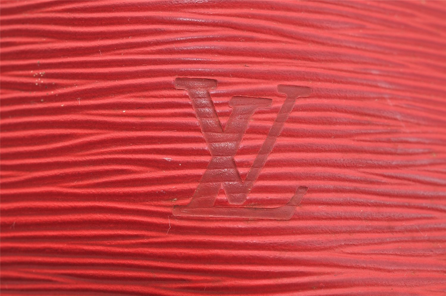 Authentic Louis Vuitton Epi Petit Noe Shoulder Drawstring Bag M44107 Red 5406I