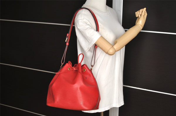 Authentic Louis Vuitton Epi Petit Noe Shoulder Drawstring Bag M44107 Red 5406I