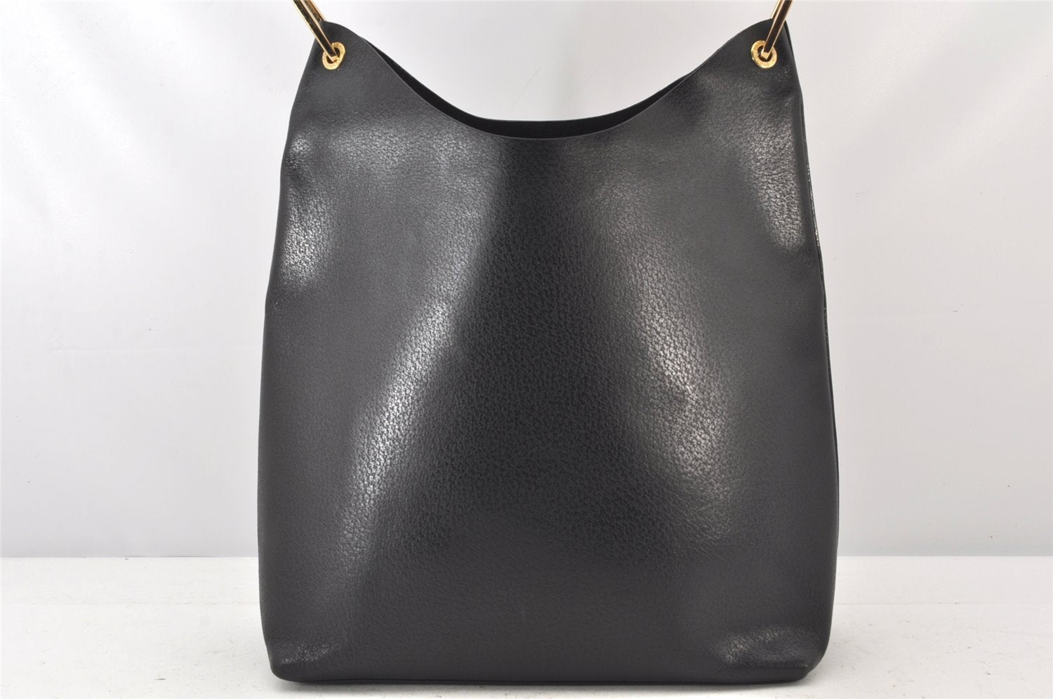 Authentic GUCCI Vintage Bamboo Shoulder Hand Bag Leather Black 5406K