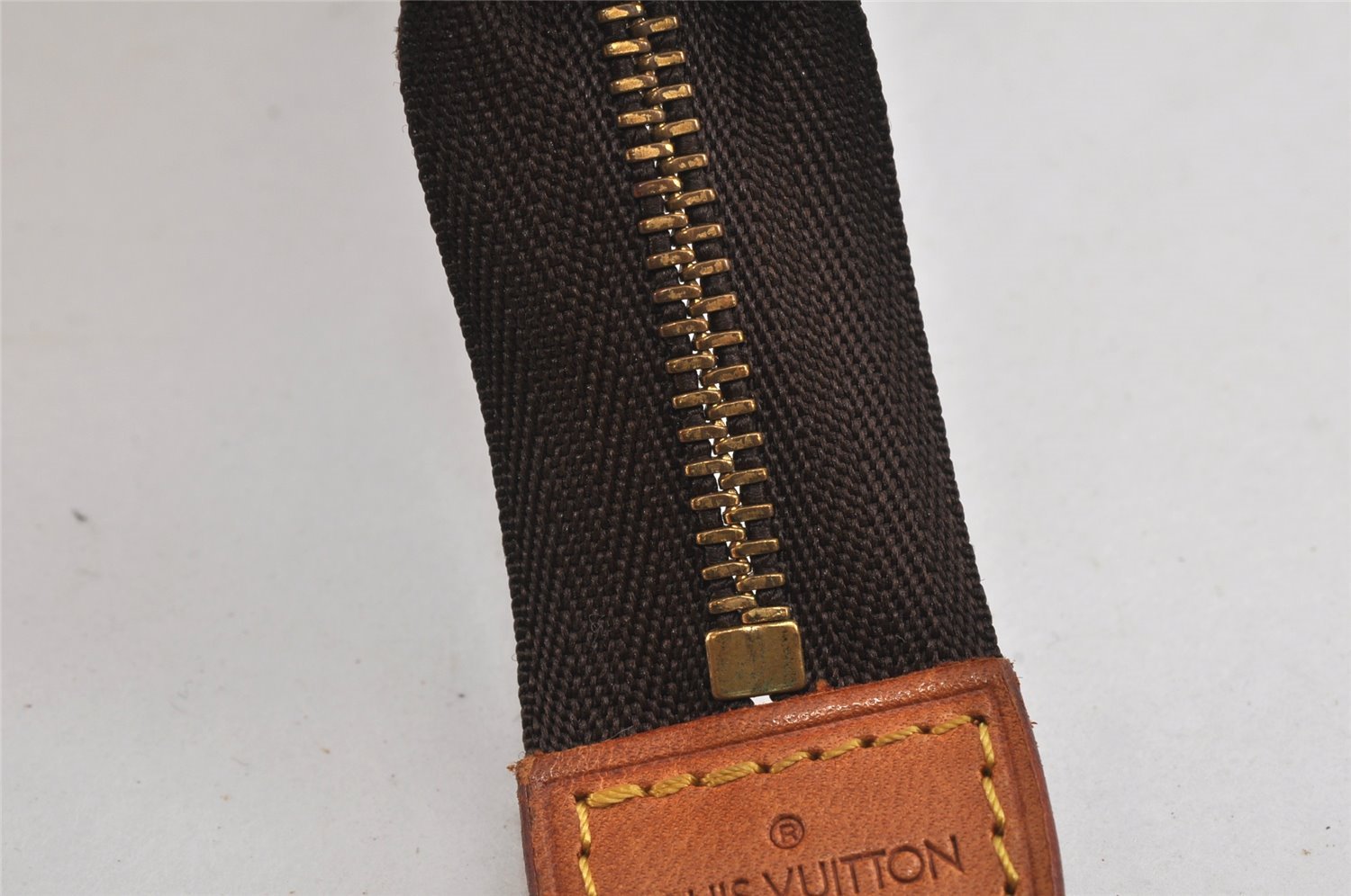 Auth Louis Vuitton Monogram Poche Toilette 26 Pouch Old Model LV Junk 5410K