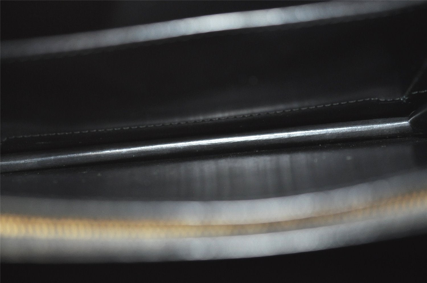 Authentic Louis Vuitton Epi Capucines Shoulder Cross Bag Black M52342 LV 5415I