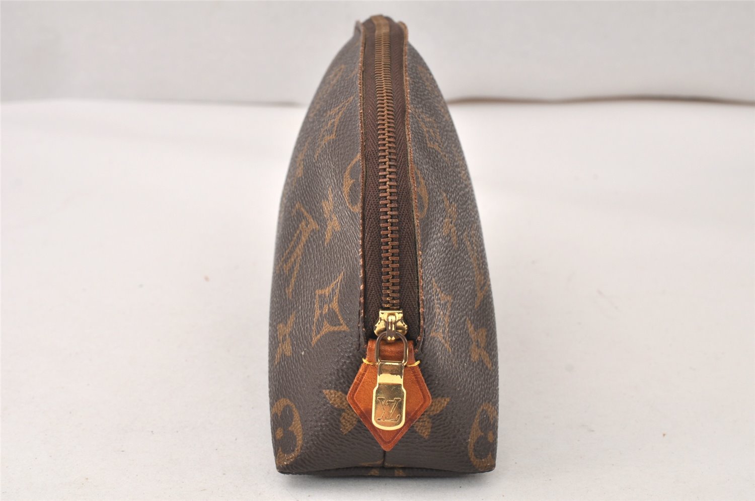 Authentic Louis Vuitton Monogram Pochette Cosmetic Pouch M47515 LV Junk 5415K