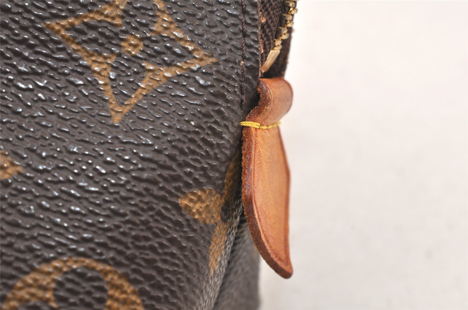 Authentic Louis Vuitton Monogram Pochette Cosmetic Pouch M47515 LV Junk 5415K