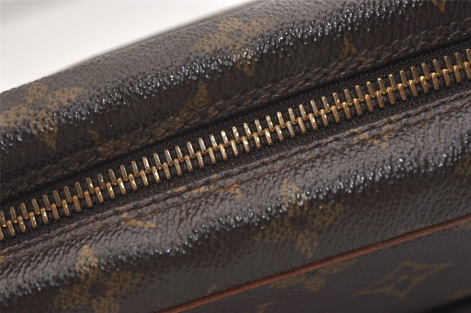 Authentic Louis Vuitton Monogram Compiegne 28 Clutch Hand Bag M51845 LV 5416J