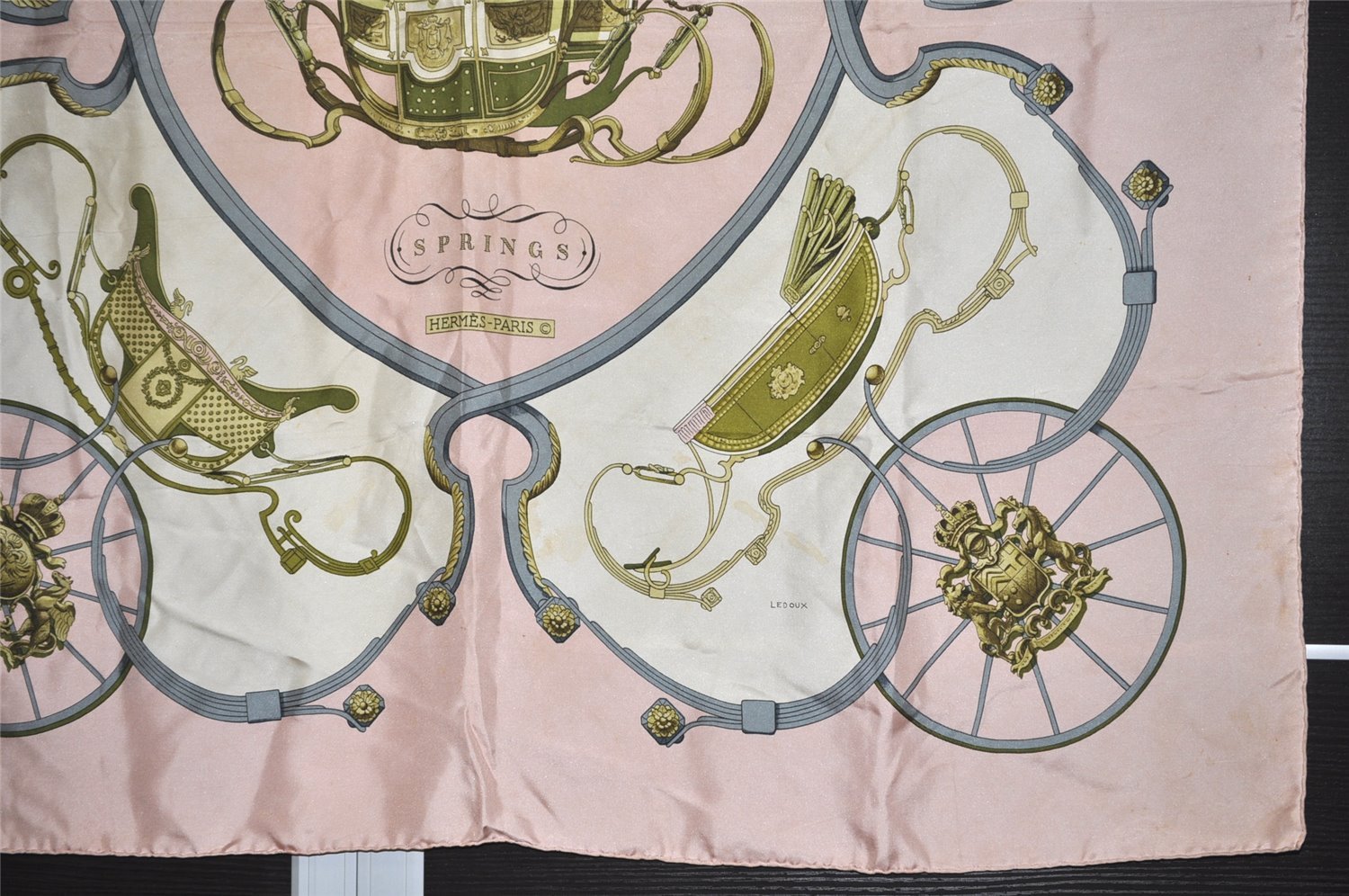 Authentic HERMES Carre 90 Scarf 