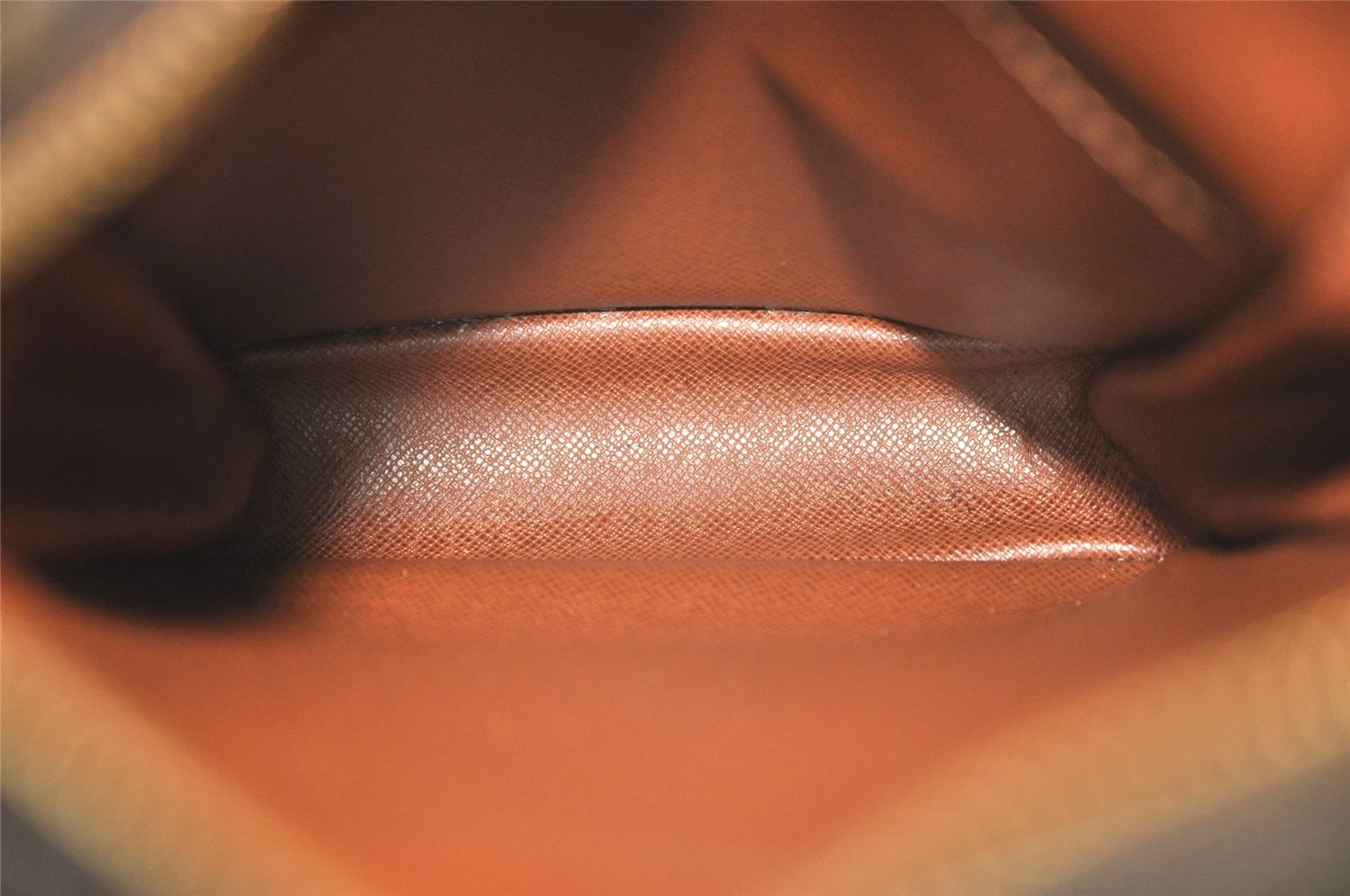 Authentic Louis Vuitton Monogram Amazone Shoulder Cross Bag M45236 LV Junk 5421K