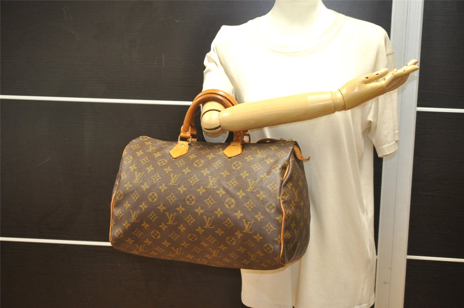 Authentic Louis Vuitton Monogram Speedy 35 Hand Boston Bag Old Model LV 5422K