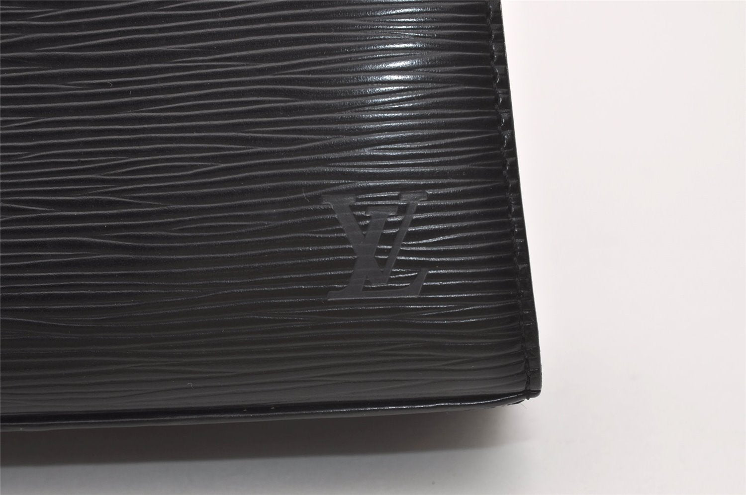 Authentic Louis Vuitton Epi Malesherbes Hand Bag Purse Black M52372 LV 5425J