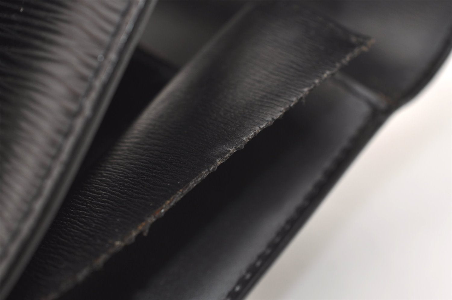 Authentic Louis Vuitton Epi Malesherbes Hand Bag Purse Black M52372 LV 5425J