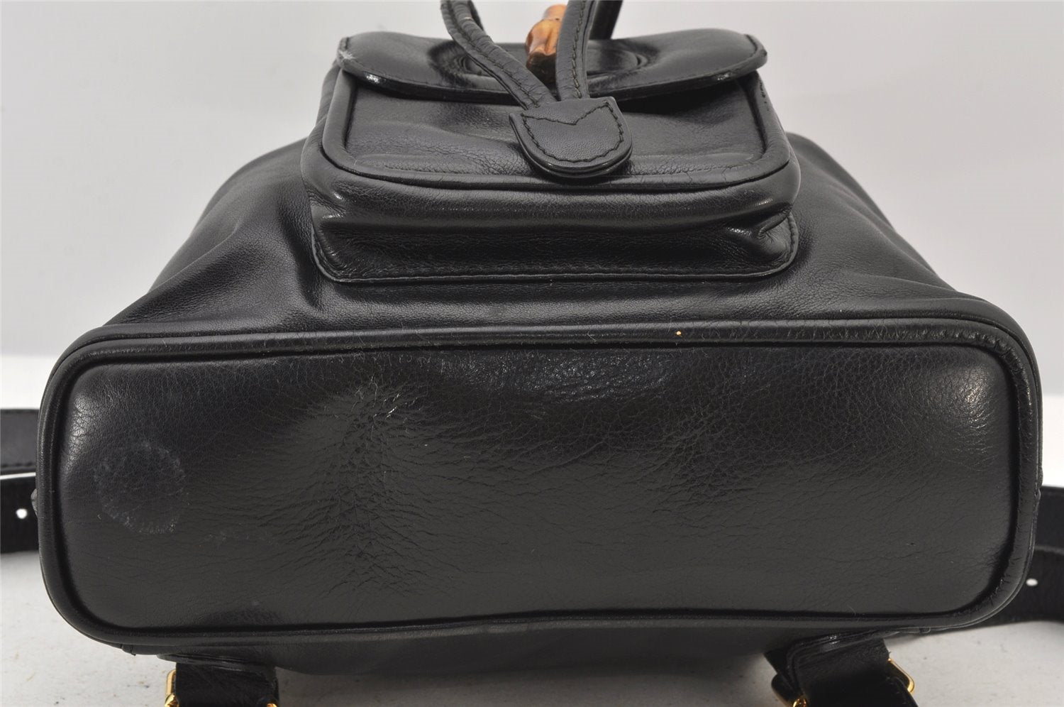 Authentic GUCCI Vintage Bamboo Drawstring Backpack Leather Black 5428K
