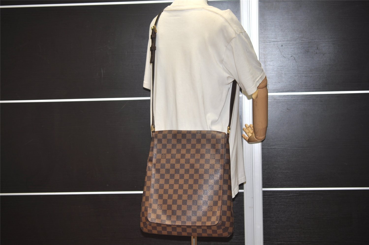 Authentic Louis Vuitton Damier Musette Shoulder Cross Body Bag N51302 LV 5429J