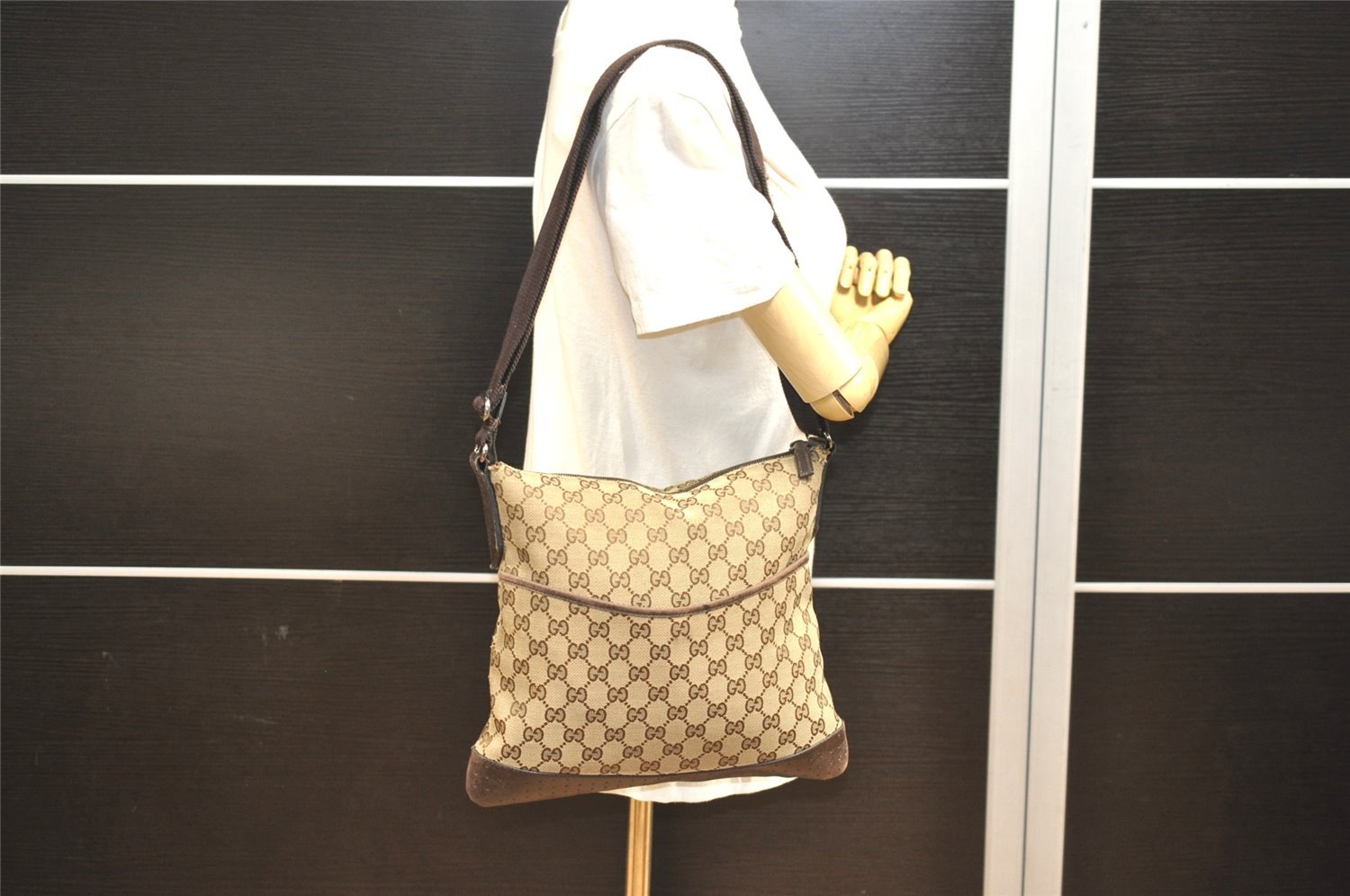 Authentic GUCCI Shoulder Cross Body Bag GG Canvas Leather 145857 Brown 5430I