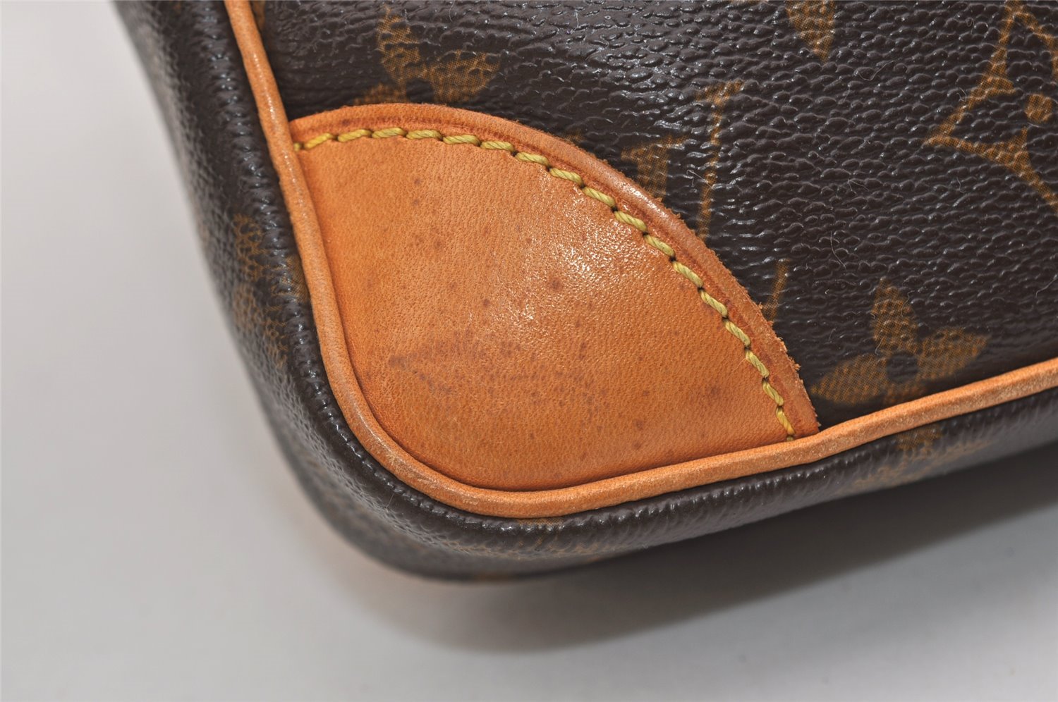 Authentic Louis Vuitton Monogram Danube Shoulder Cross Body Bag M45266 LV 5442J