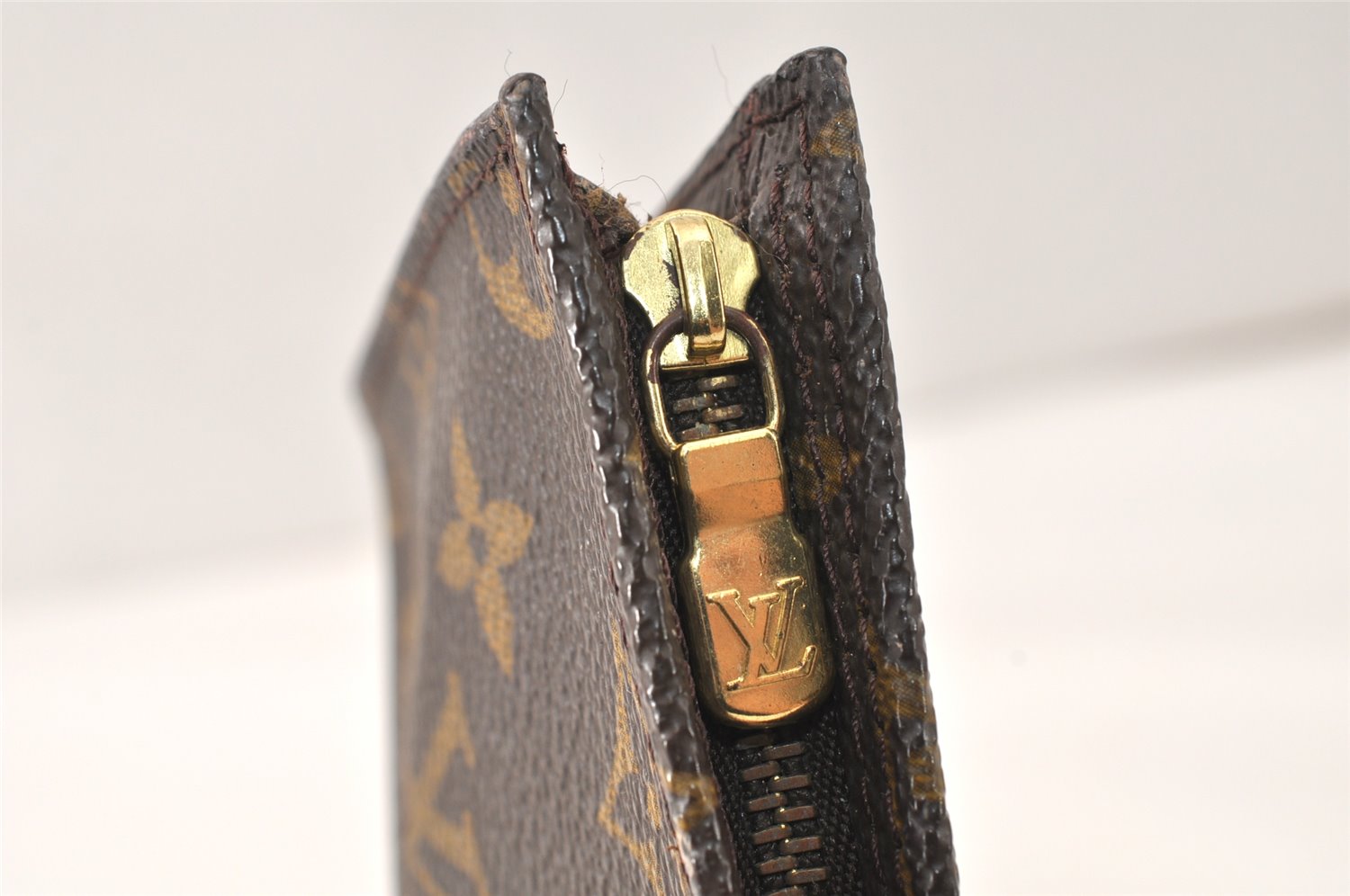 Authentic Louis Vuitton Monogram Pouch For Bucket PM LV Junk 5443K